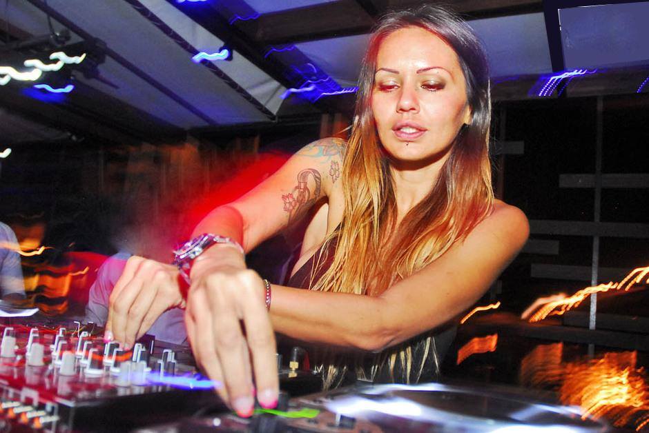 best female dj amritsar